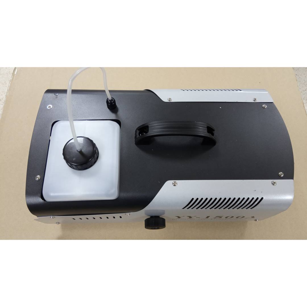 Macchina del fumo 1500W 2L