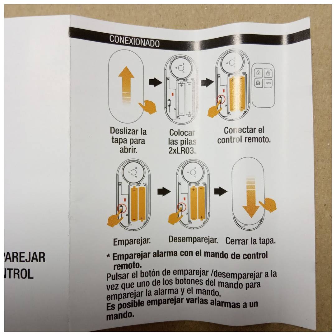Alarma antirrobo con mando a distancia . Frecuencia emisión: 433,92 MHz.