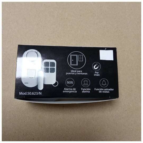 Alarma antirrobo con mando a distancia . Frecuencia emisión: 433,92 MHz.