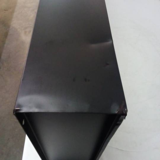 Sapateira de metal com 5 compartimentos pretos