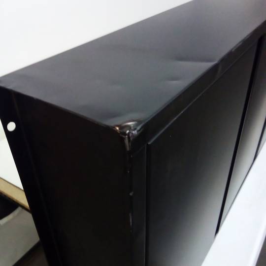 Sapateira de metal com 5 compartimentos pretos