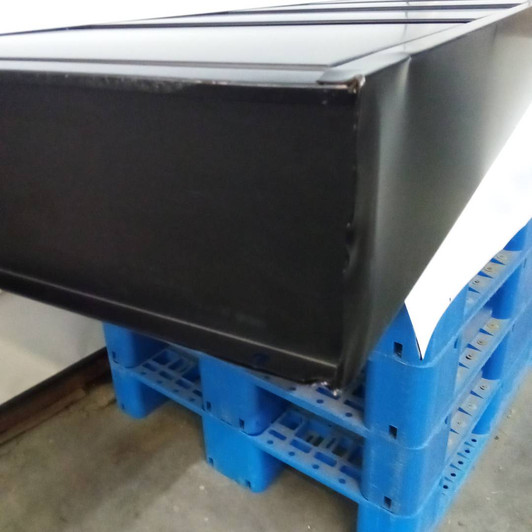 Sapateira de metal com 5 compartimentos pretos