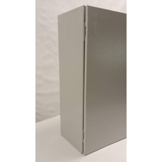 Metal electrical distribution box with IP54 protection for wall fixing 600x500x200mm