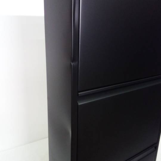 Zapatero metálico con 3 compartimentos negro