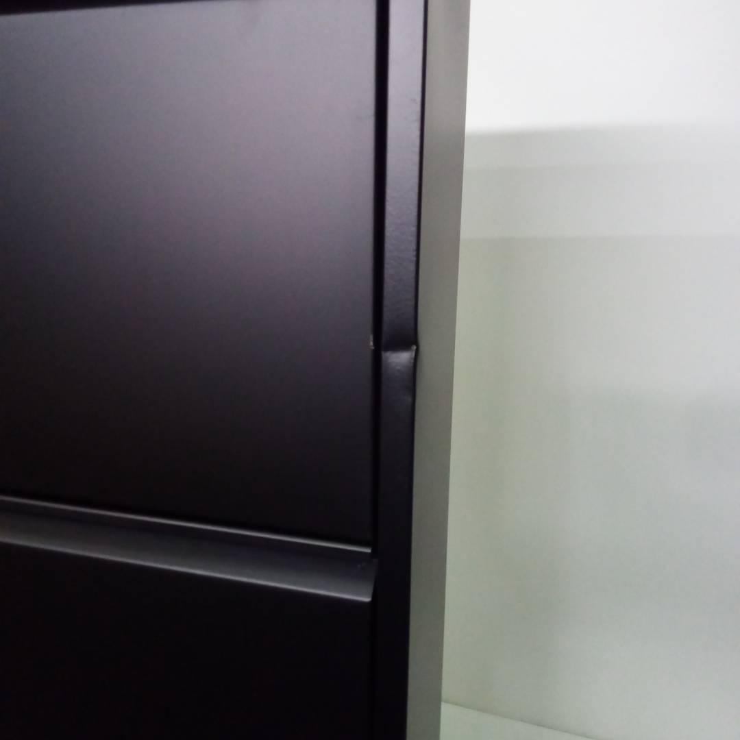 Zapatero metálico con 3 compartimentos negro