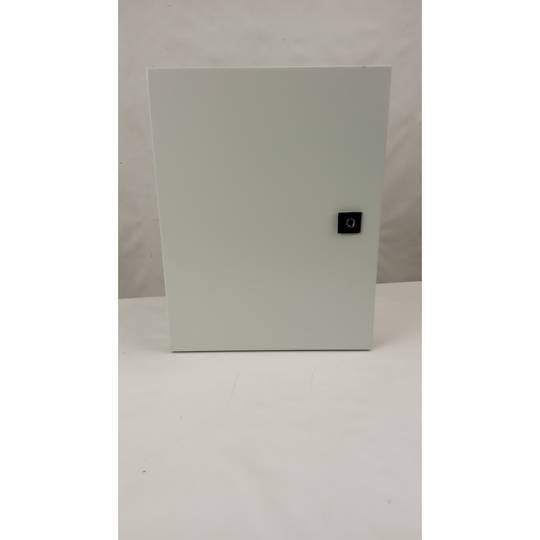 Caixa de distribuição elétrica metálica com proteção IP66 para fixação na parede 350x450x200mm