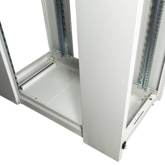Armoire Rack 19