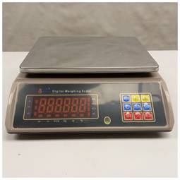 Balança sobretaula 30 Kg (pes max) 1 g (resolució)