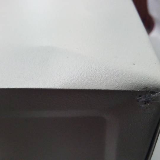 Metalen schoenenrek met 3 witte vakken