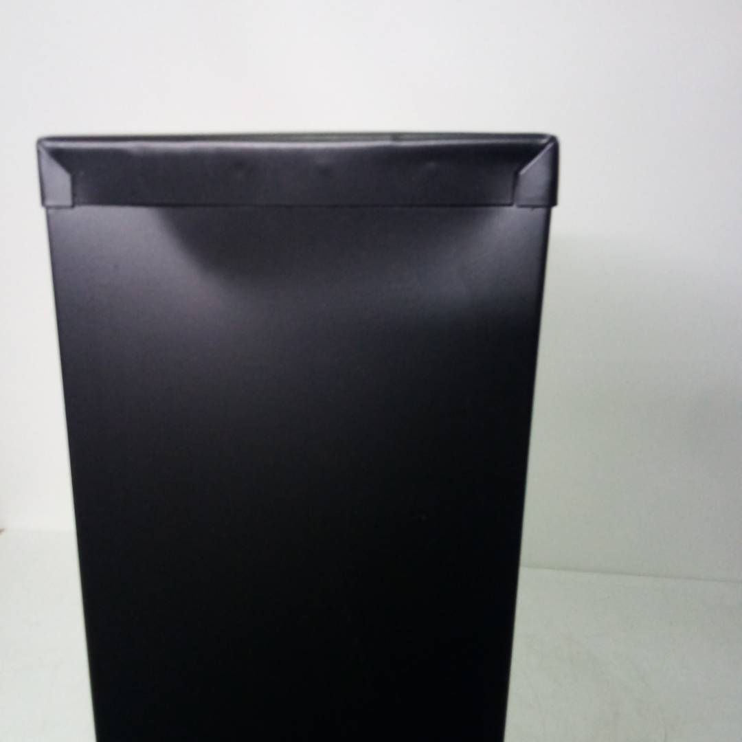 Schuhregal aus Metall mit 5 schwarzen Fächern