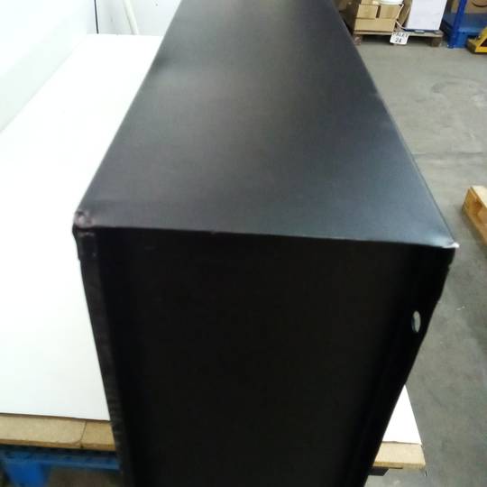 Schuhregal aus Metall mit 5 schwarzen Fächern