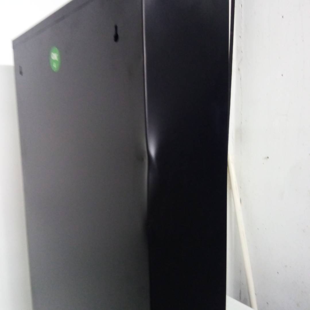 Metalen schoenenrek met 3 zwarte vakken