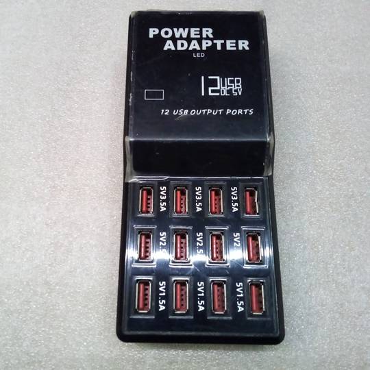Regleta de alimentación USB A hembra 5VDC 12A con 12 puertos USB