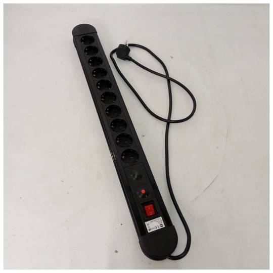 Schuko 10 stekkerdoos met schakelaar en overspanningsbeveiliging zwart (1,5m kabel)
