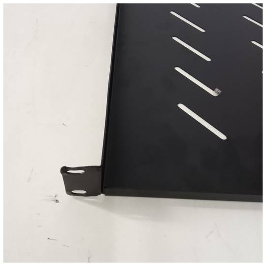 Fixed shelf for 19