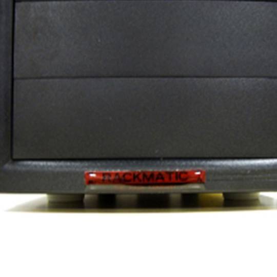 Case with 7 bays of 5.25