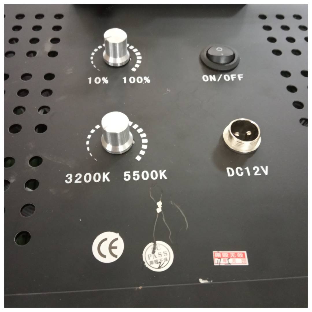 1728 LED-paneel 150W 5500K en 3200K met dimbare gereviseerde vizieren