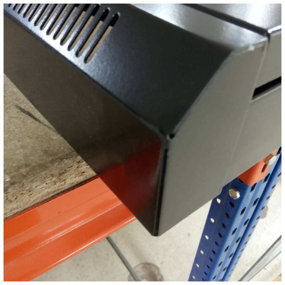 Szafa ścienna rack 19