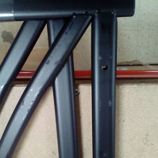Présentoir à Magazines 4 Niveaux Sur Roulettes - Métal Noir - Mobile Et Inclinable - Pour Salon, Bureau, Salle D'attente - 9