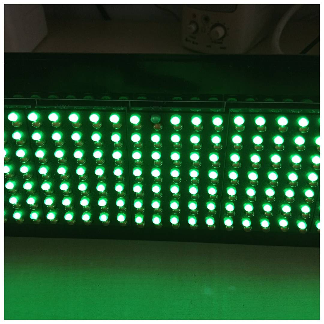 Signe LED signe électronique programmable 80x7 LED rouge verte