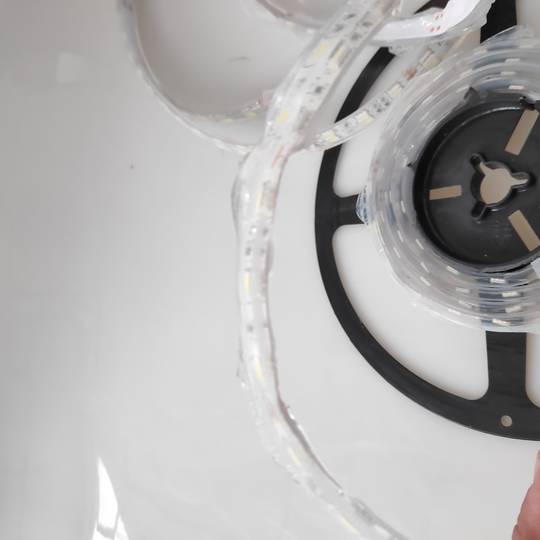 Bande LED flexible 13 lm / led 60 m / 5 m IP65 blanc intense remis à neuf