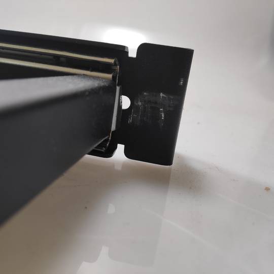 Teleskopboden für Rack 19 von 1HE und Tiefe 550mm 500-600mm