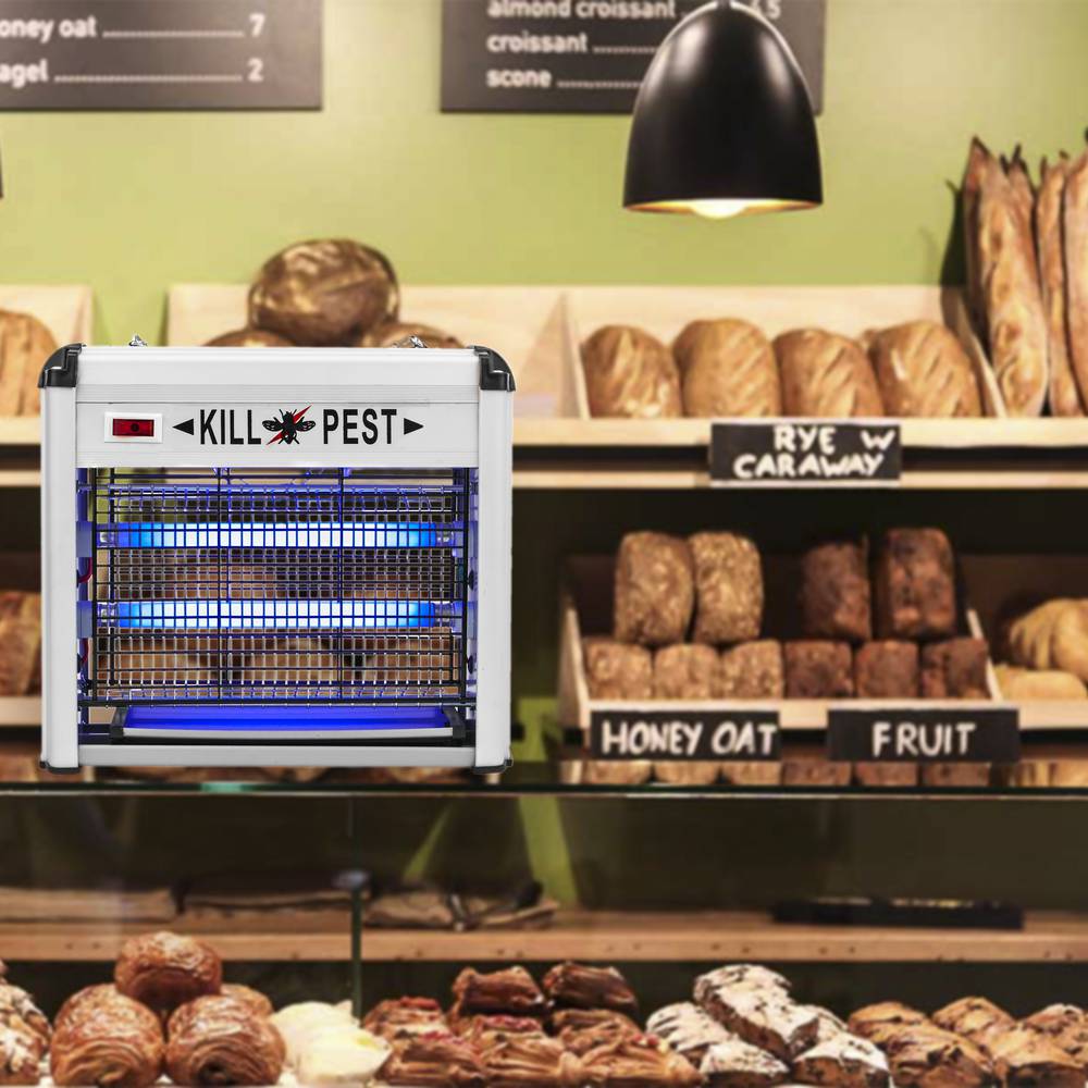 Caja de distribución eléctrica metálica con protección IP65 para fijación a pared 200x200x150mm