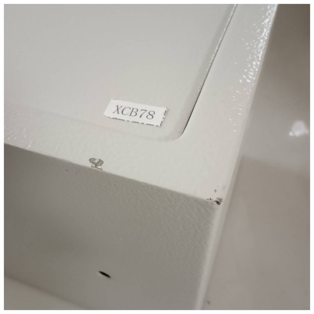 Cassaforte di sicurezza in acciaio con chiavi 31 x 20 x 20 cm beige