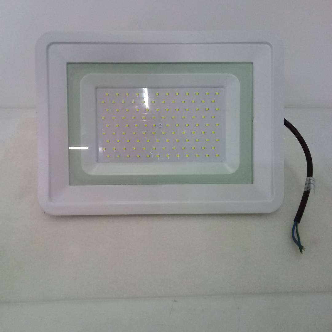 IP65 LED-spot 100W 8500LM met verstelbare bevestiging