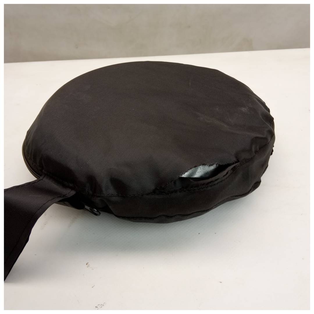 Kabina przeciwsłoneczna na laptopa i odnowiony netbook