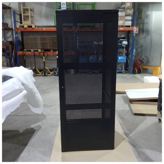 Rackschrank 19'' stehend 42HE 800x1000x2000mm MobiRack von RackMatic