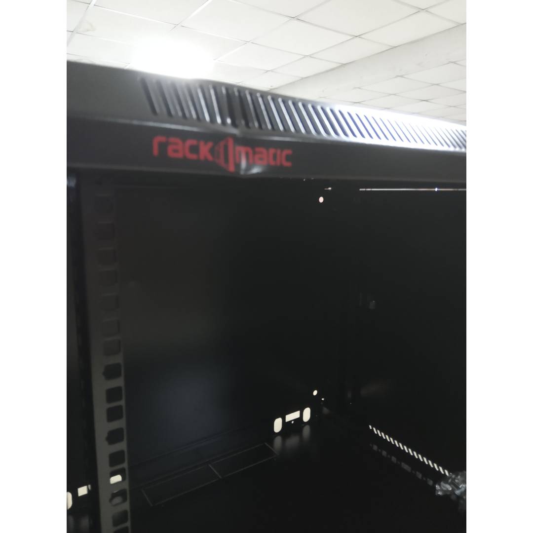 Armoire rack murale 19