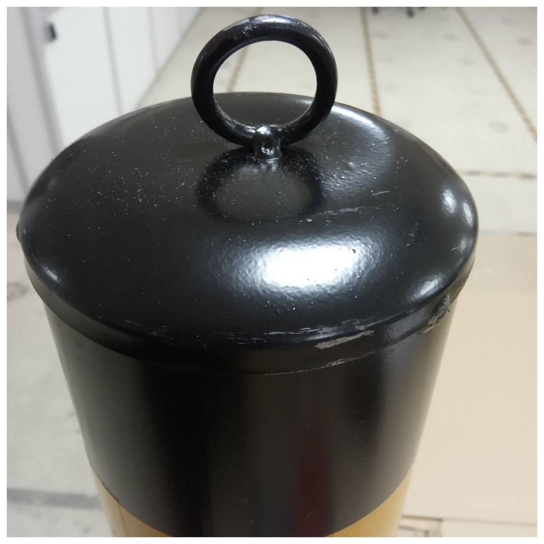 Dissuasor de amarração de metal com base pregada 12x50 cm embalagem única