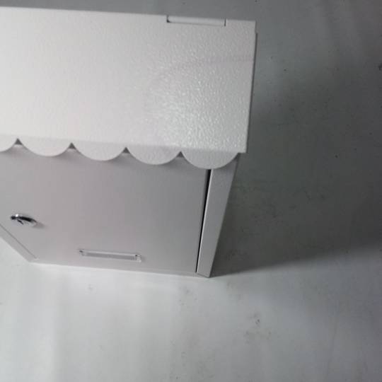 Cassetta postale metallica per lettere e posta di colore bianco 210 x 60 x 300 mm