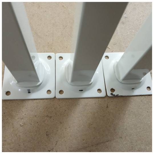 Peus quadrats per a taula i moble. Potes en acer blanques de 75cm 4-pack