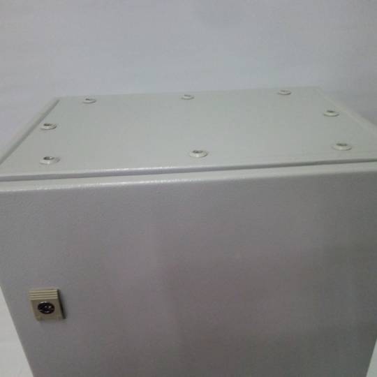 Elektroverteilerkasten aus Metall mit Schutzart IP65 zur Wandmontage, 600 x 400 x 300 mm