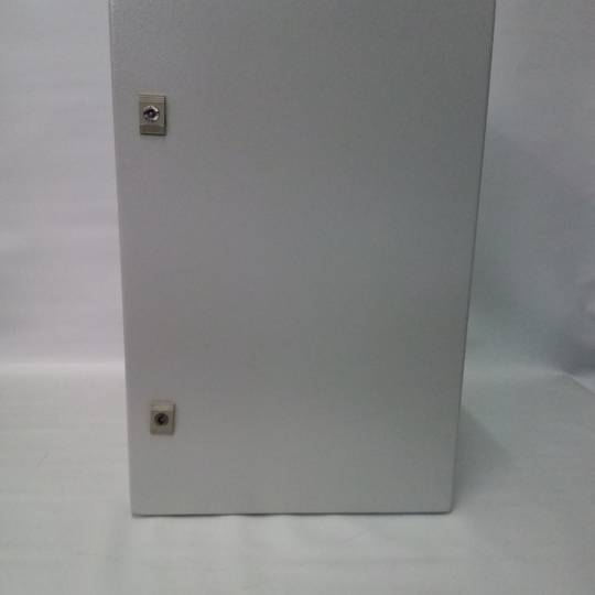 Elektroverteilerkasten aus Metall mit Schutzart IP65 zur Wandmontage, 600 x 400 x 300 mm