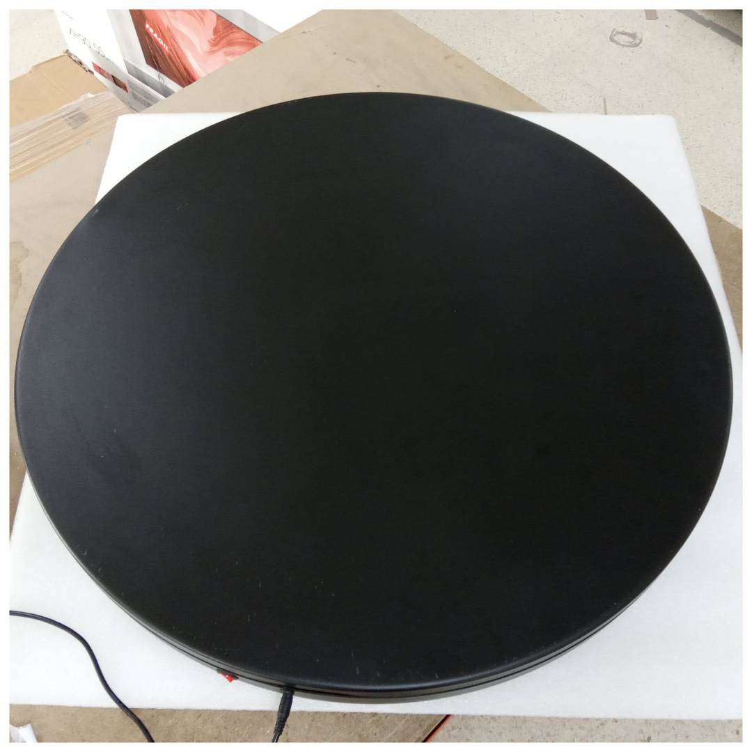 80 cm elektrische draaivoet en 250 kg belasting. Zwart roterend platform