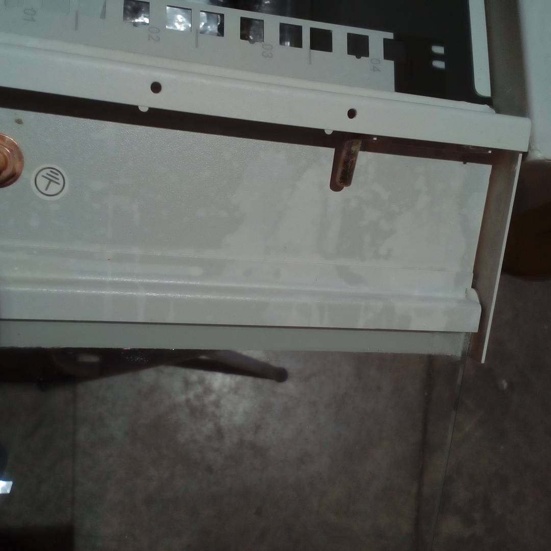 Server rack cabinet 10