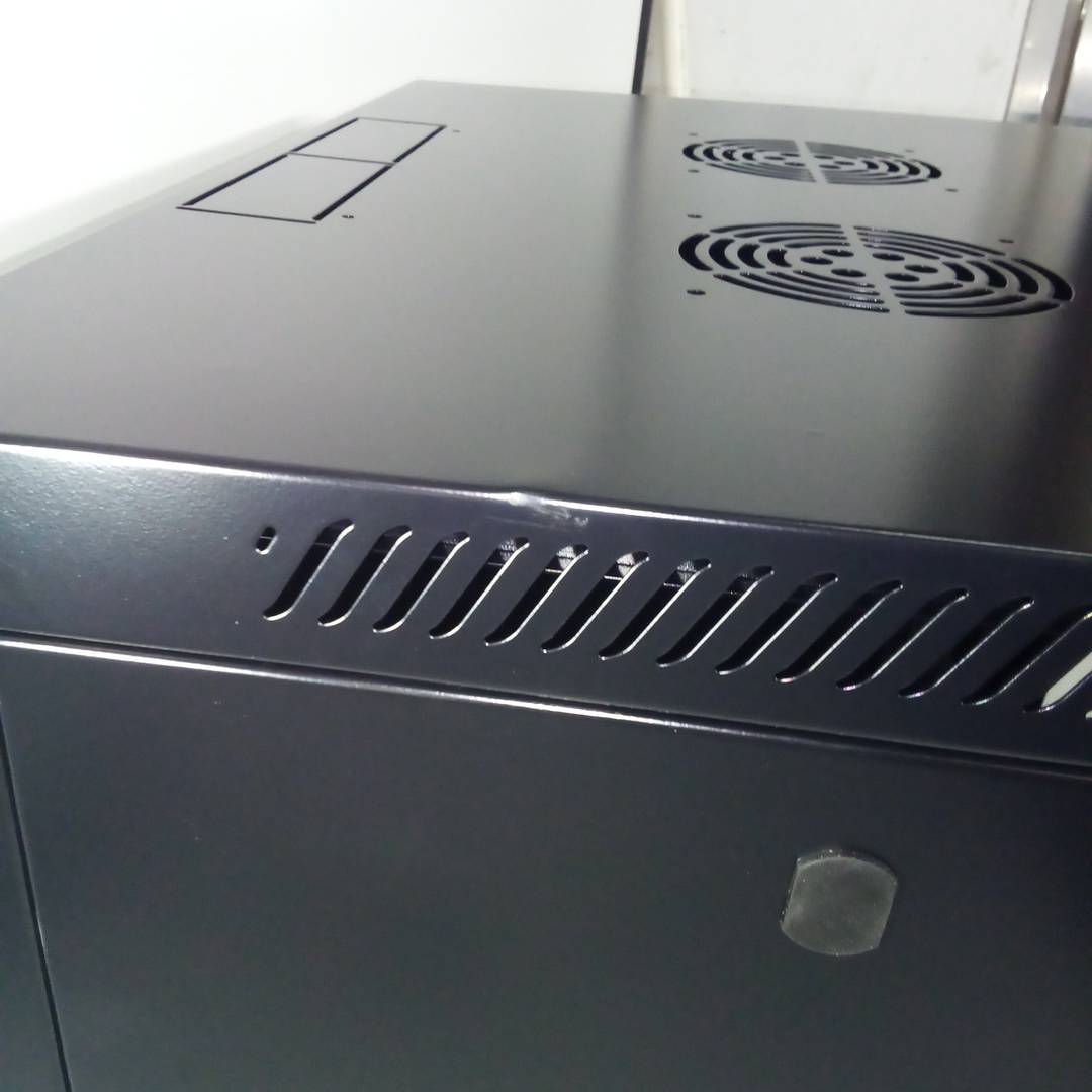 Wandgemonteerde rackkast 19 