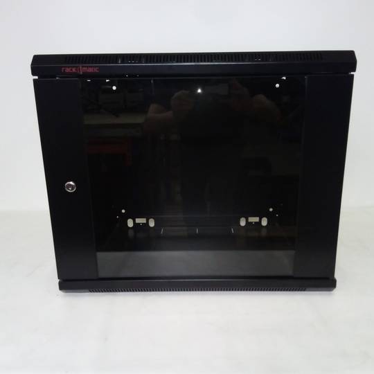 Serverkast 19 inch 9U 600x450x500mm wandmontage SOHORack van RackMatic