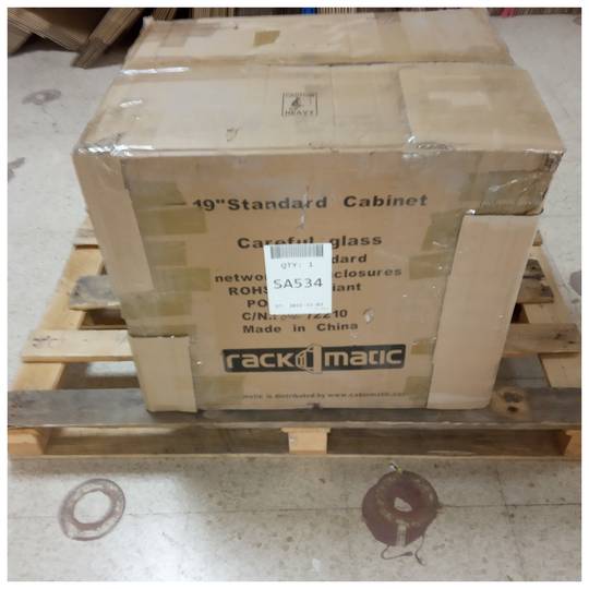 Wandgemonteerde rackkast 19