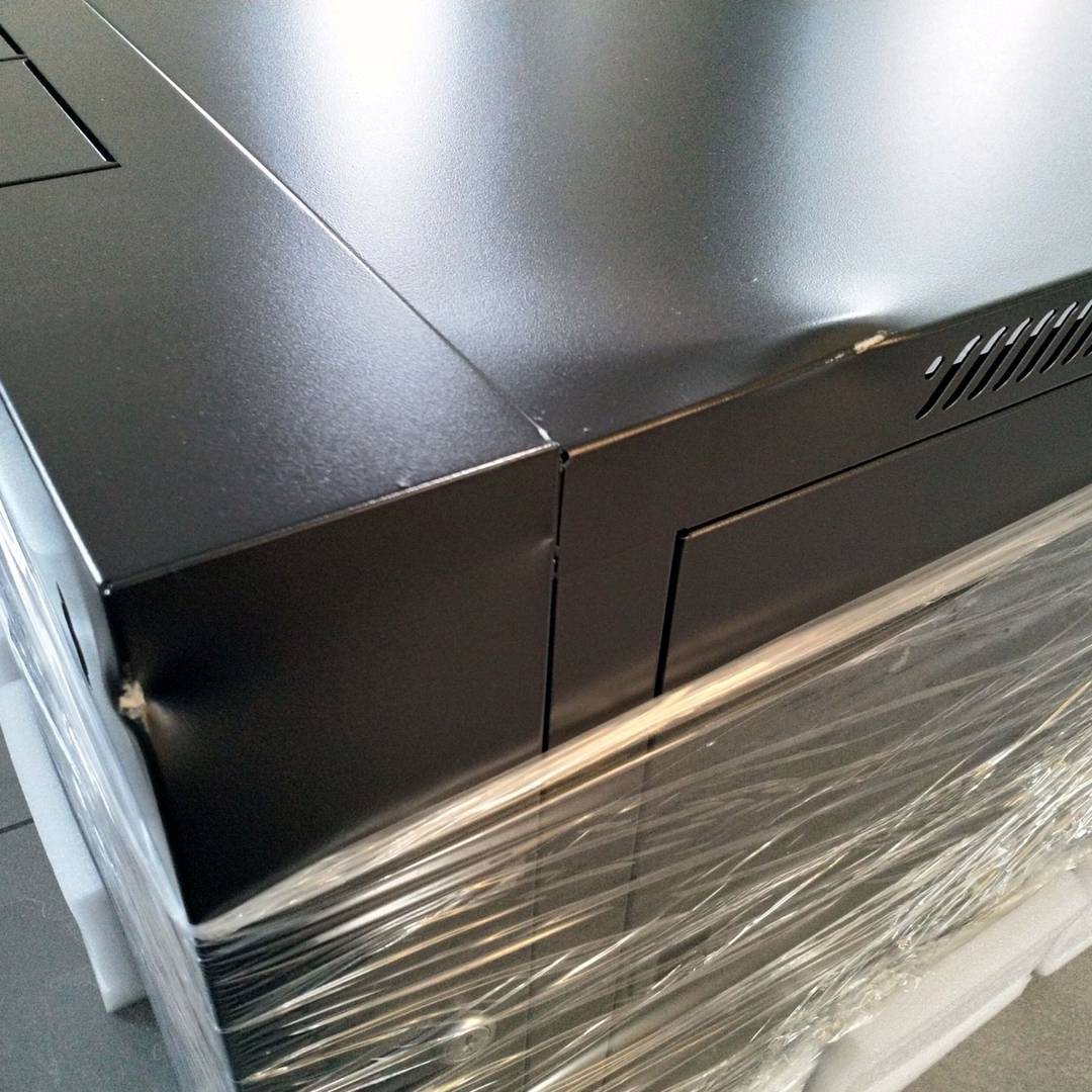 Rack19 mural 09U F600 RackMatic SOHORack pivotante