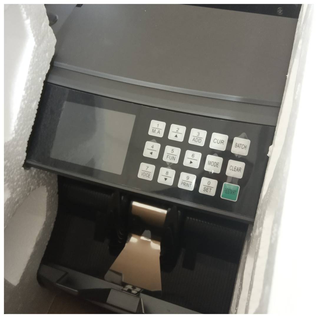 Banknote counter and counterfeit banknote detector IR MG MT UV RGB