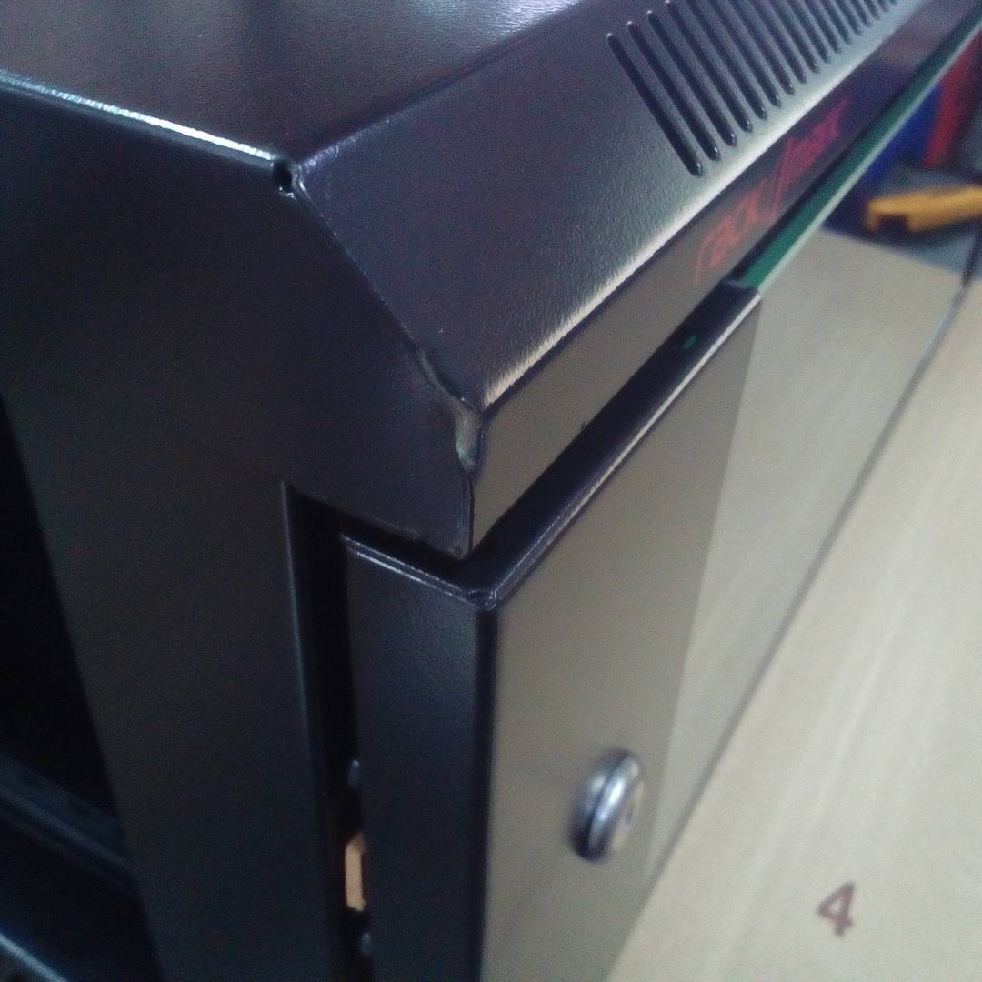 Armadio rack a parete 19 