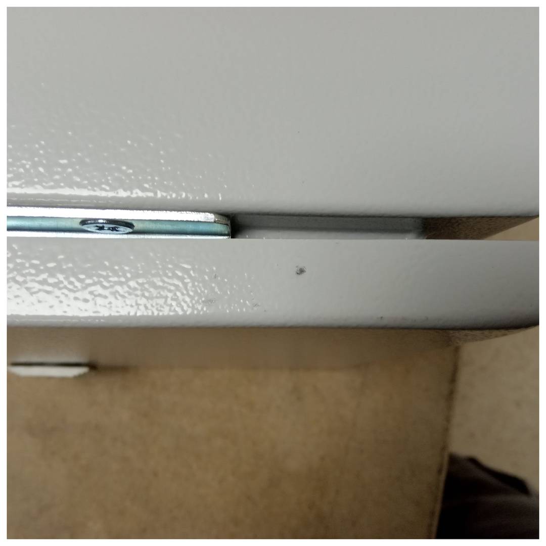 Metal electrical distribution box with IP65 protection for wall mounting 300x250x200mm reconditioned