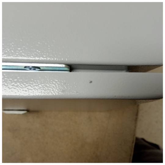 Metal electrical distribution box with IP65 protection for wall mounting 300x250x200mm reconditioned
