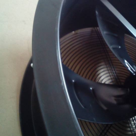 600 mm buis luchtafzuiger voor industriële ventilatie 1350 rpm rond 670x670x280 mm