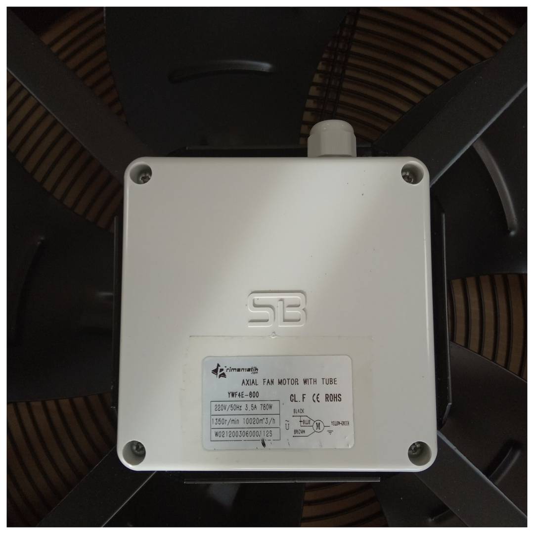 600 mm buis luchtafzuiger voor industriële ventilatie 1350 rpm rond 670x670x280 mm