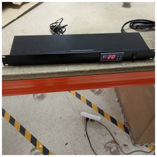 Termostato digital para kit de ventilação de gabinete de rack 1U de 19
